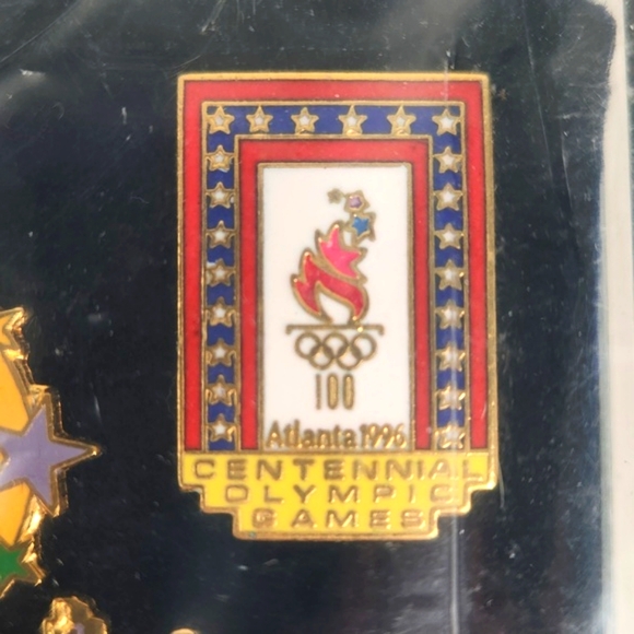 1996 Atlanta Olympics Official Collector 5 pin Set, Mint Condition, unopened - Picture 13 of 16